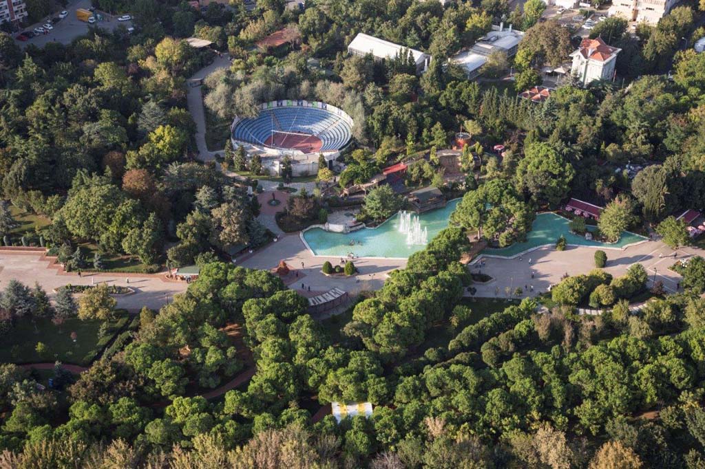 1457606084_02_Park_View