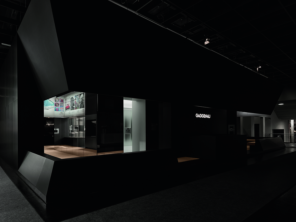 1485338653_01_gaggenau_livingkitchen_2017_postinfo